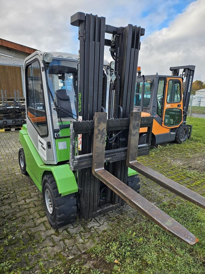 CESAB HN350 - מלגזת סולר: תמונה 2 CESAB HN350 - מלגזת סולר: תמונה 2