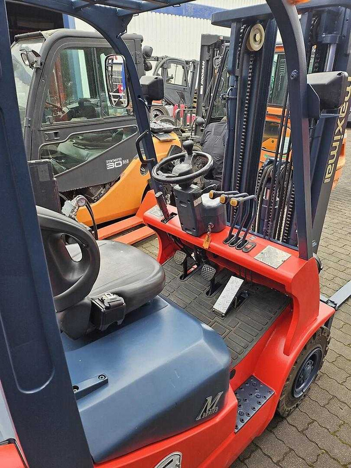 Maximal FD18T - מלגזת סולר: תמונה 3 Maximal FD18T - מלגזת סולר: תמונה 3