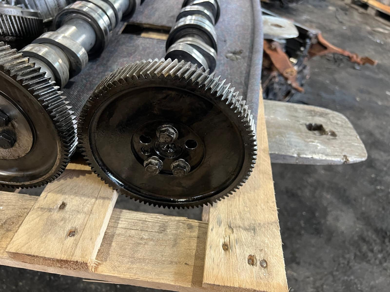 Scania LH - גל זיזים: תמונה 2 Scania LH - גל זיזים: תמונה 2