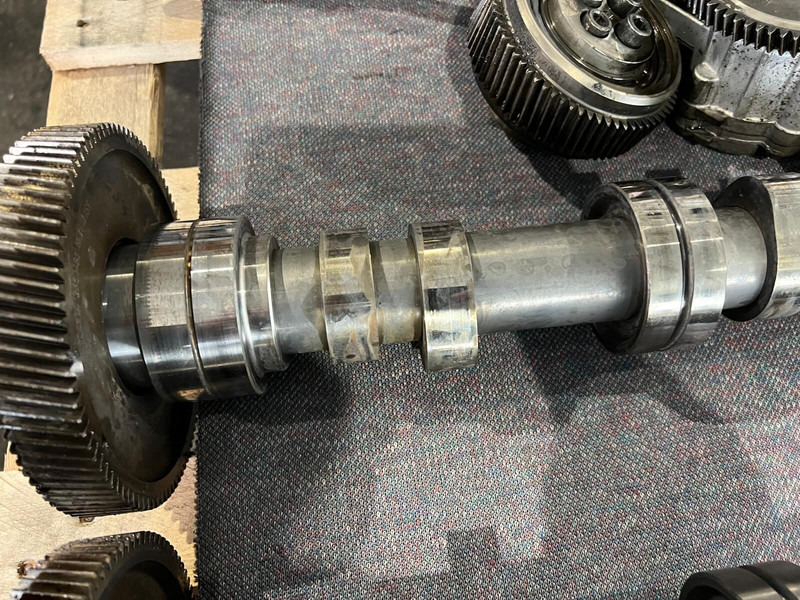 Scania RH - גל זיזים: תמונה 3 Scania RH - גל זיזים: תמונה 3