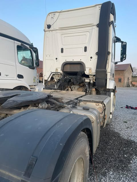 Mercedes-beenz aroc - יחידת טרקטור: תמונה 4 Mercedes-beenz aroc - יחידת טרקטור: תמונה 4