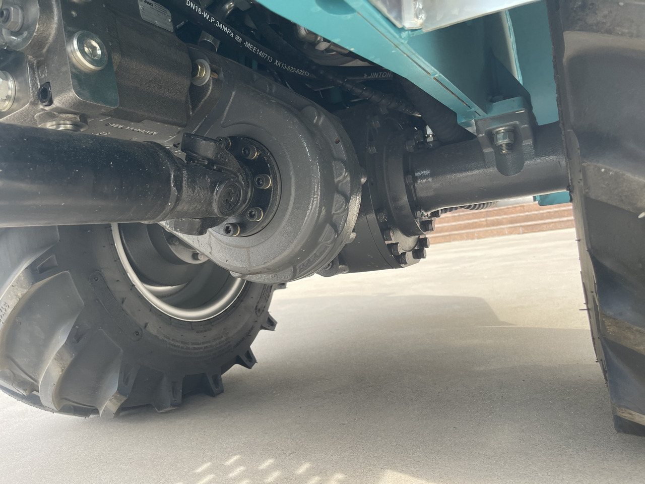 MEGALOAD Free Shipping Wheel Loader JCB 1 ton CE/EURO5 Kubota Engine Articulated AK1100 - מעמיס גלגלים: תמונה 5 MEGALOAD Free Shipping Wheel Loader JCB 1 ton CE/EURO5 Kubota Engine Articulated AK1100 - מעמיס גלגלים: תמונה 5