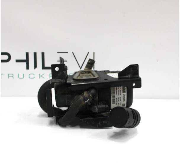 DAF XF106 Webasto 2020447 - מנוע מפוח עבור משאית: תמונה 1 DAF XF106 Webasto 2020447 - מנוע מפוח עבור משאית: תמונה 1