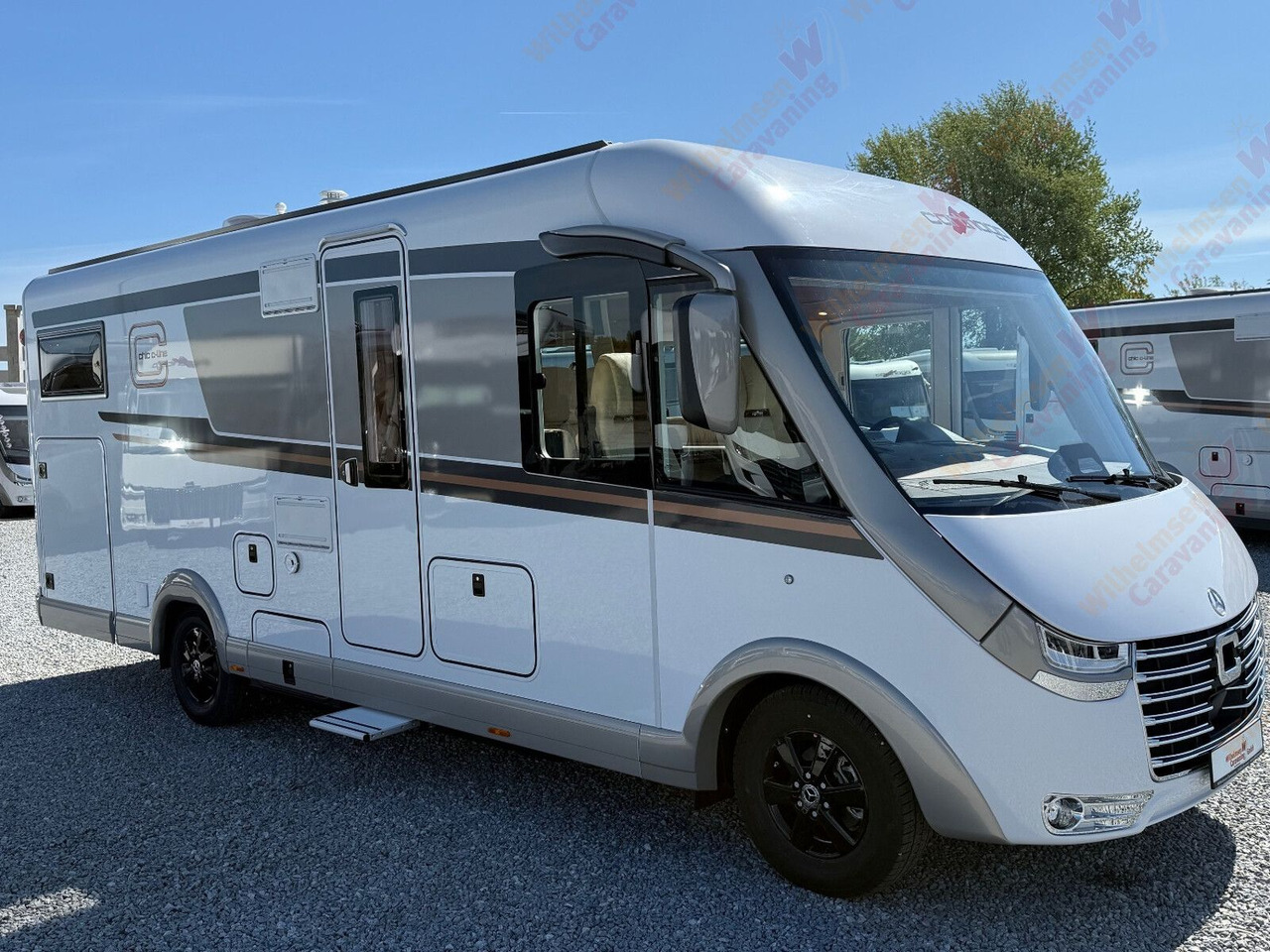 Carthago chic c-line I 4.9 LE Mercedes*MJ25*Alde*Sky*TV* - רכב ממונע משולב: תמונה 1 Carthago chic c-line I 4.9 LE Mercedes*MJ25*Alde*Sky*TV* - רכב ממונע משולב: תמונה 1