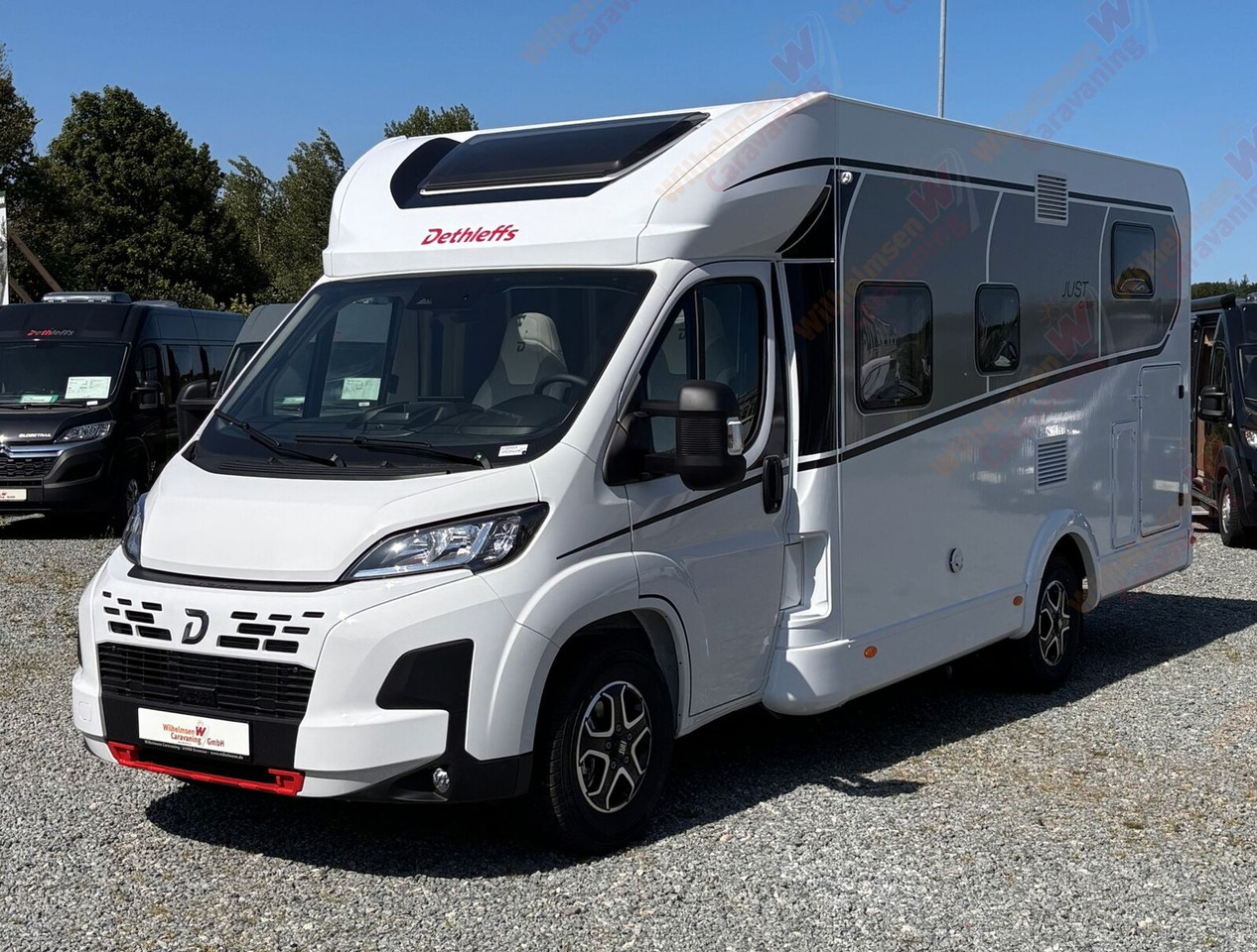 Dethleffs Just Camp Active T 6812 EB - רכב ממונע חצי-משולב: תמונה 3 Dethleffs Just Camp Active T 6812 EB - רכב ממונע חצי-משולב: תמונה 3