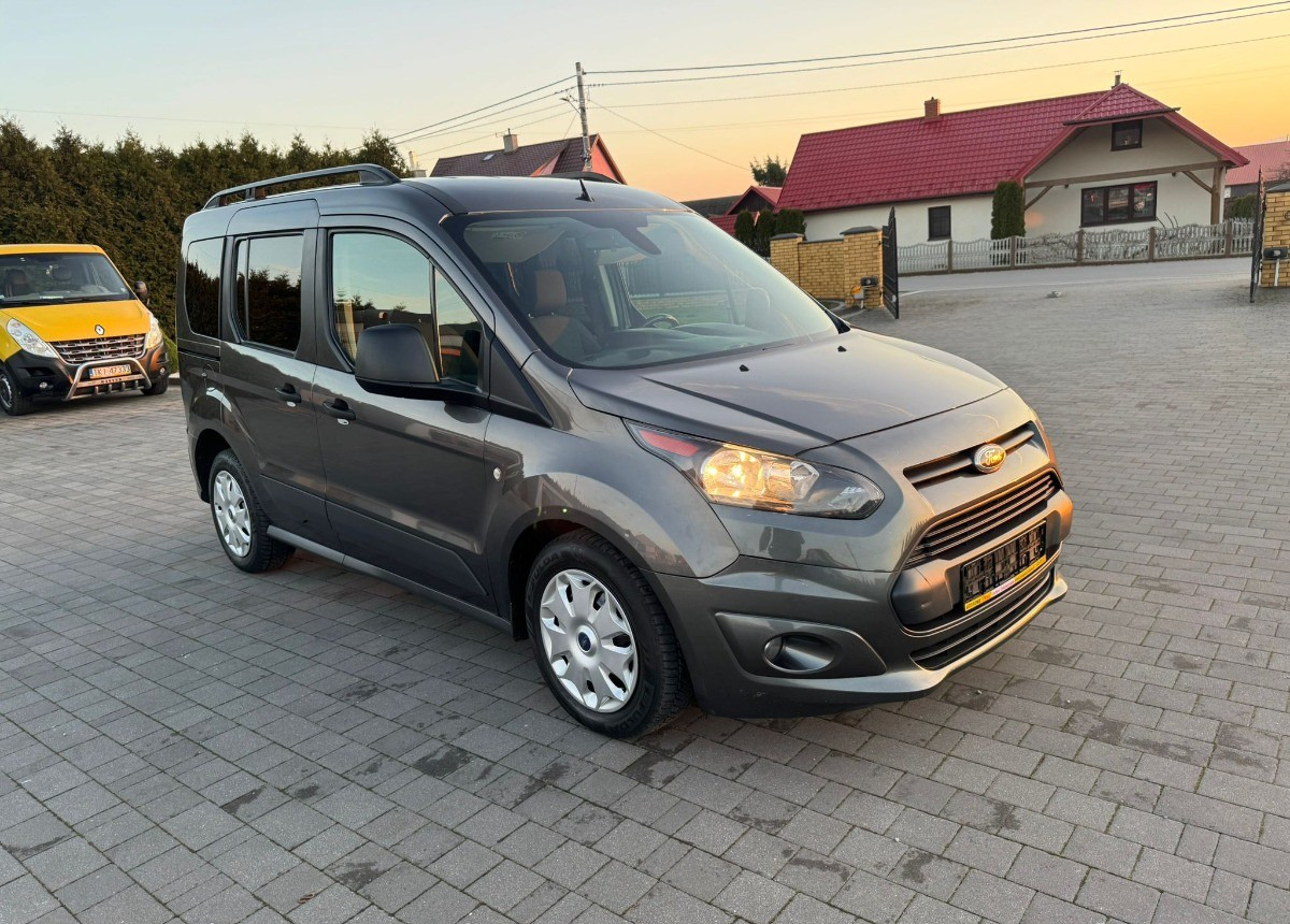 Ford Tourneo Connect Bogato doposażony I Lakier 100 Bezwypadkowy - מיניבוס, כלי רכב מסחרי לנוסעים: תמונה 4 Ford Tourneo Connect Bogato doposażony I Lakier 100 Bezwypadkowy - מיניבוס, כלי רכב מסחרי לנוסעים: תמונה 4