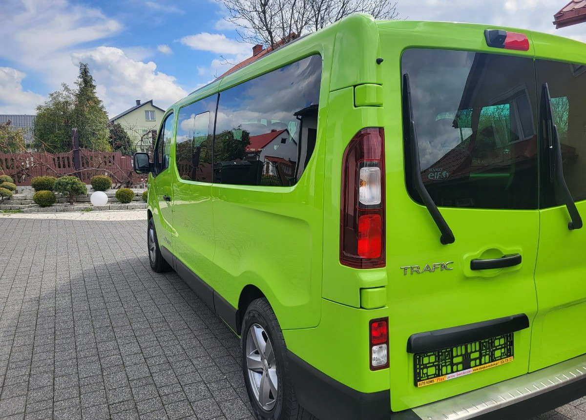 Opel Vivaro Opel L2 9-osobowy Bezwypadkowy Serwisowany - מיניבוס, כלי רכב מסחרי לנוסעים: תמונה 5 Opel Vivaro Opel L2 9-osobowy Bezwypadkowy Serwisowany - מיניבוס, כלי רכב מסחרי לנוסעים: תמונה 5