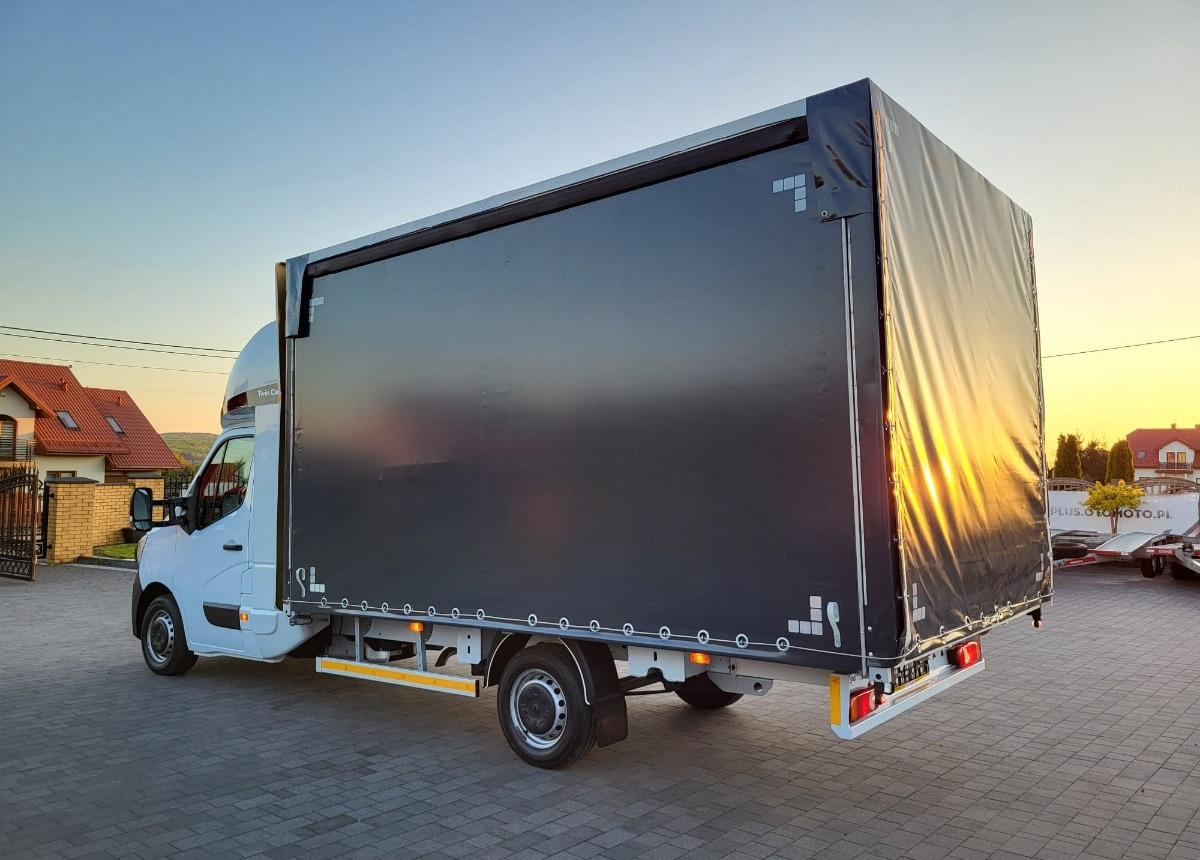Renault Master 10 europalet Salon Polska Masrer Kabina XXL - כלי רכב מסחרי עם וילונות צד: תמונה 5 Renault Master 10 europalet Salon Polska Masrer Kabina XXL - כלי רכב מסחרי עם וילונות צד: תמונה 5