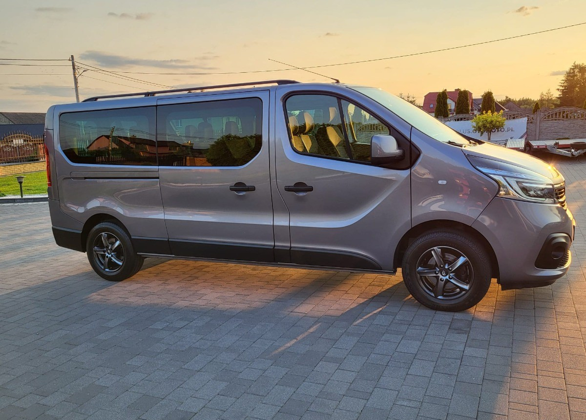 Renault Trafic Long 9-osobowy 2.0 150ps. - כלי רכב מסחרי קומבי: תמונה 3 Renault Trafic Long 9-osobowy 2.0 150ps. - כלי רכב מסחרי קומבי: תמונה 3