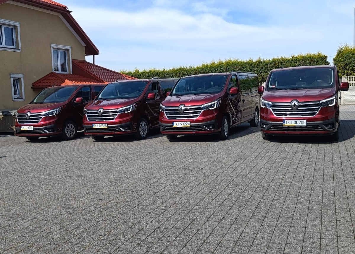 Renault Trafic Ogłoszenie dotyczy wynajmu Auta 9-osobowego - מיניבוס, כלי רכב מסחרי לנוסעים: תמונה 1 Renault Trafic Ogłoszenie dotyczy wynajmu Auta 9-osobowego - מיניבוס, כלי רכב מסחרי לנוסעים: תמונה 1