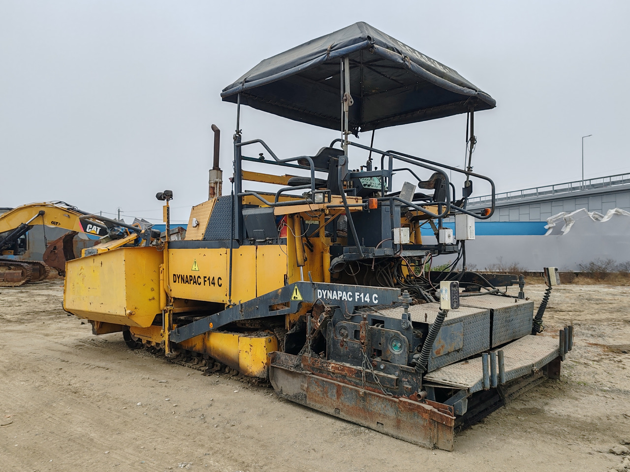 Dynapac F14C - מפיץ אספלט: תמונה 5 Dynapac F14C - מפיץ אספלט: תמונה 5