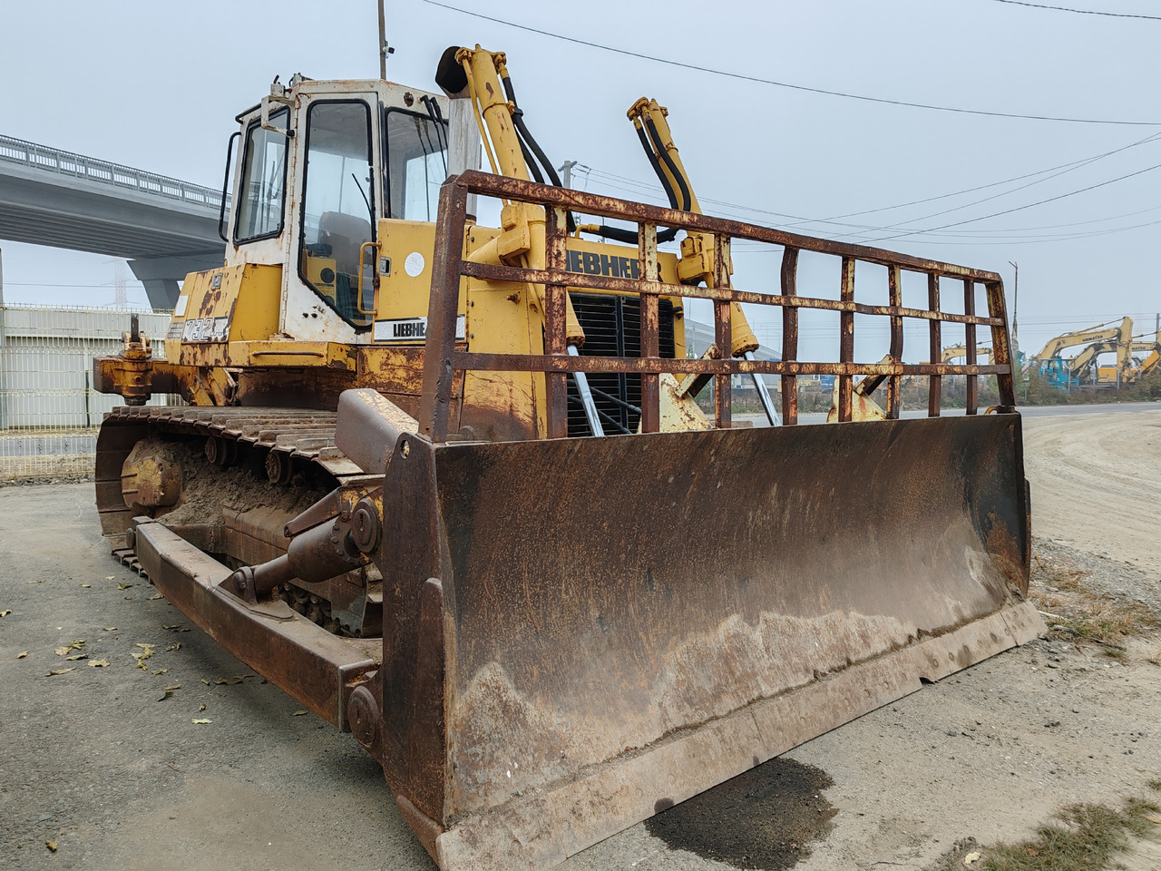 Liebherr PR 732 - דחפור: תמונה 2 Liebherr PR 732 - דחפור: תמונה 2