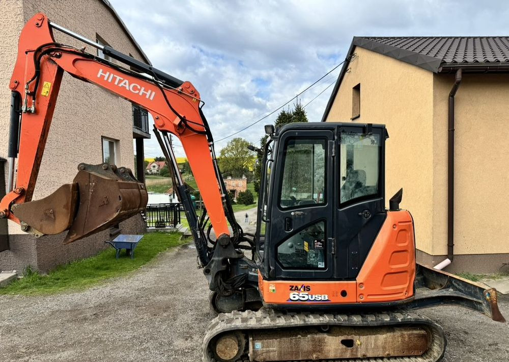 Hitachi ZX65USB-6 CLR - מחפר סורק: תמונה 2 Hitachi ZX65USB-6 CLR - מחפר סורק: תמונה 2