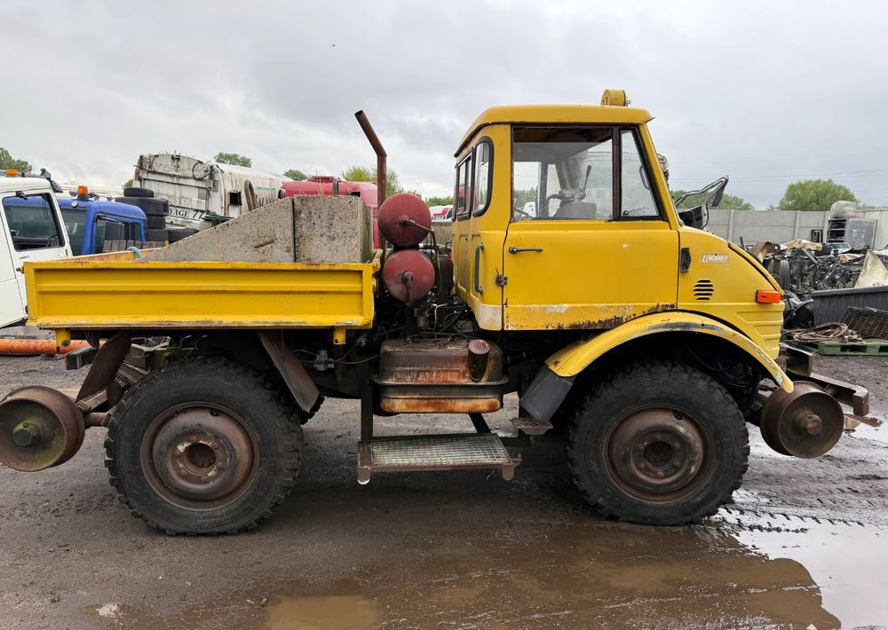 Mercedes-Benz UNIMOG 406B - כלי רכב עירוני/ מיוחד: תמונה 5 Mercedes-Benz UNIMOG 406B - כלי רכב עירוני/ מיוחד: תמונה 5