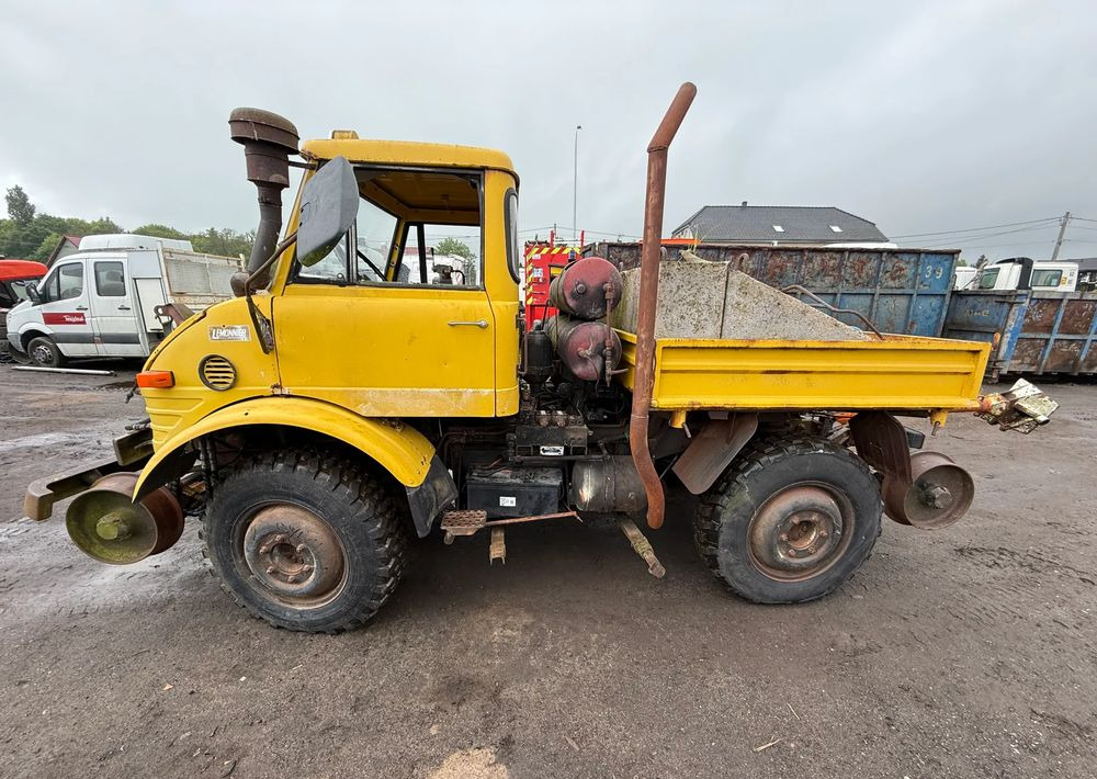 Mercedes-Benz UNIMOG 406B - כלי רכב עירוני/ מיוחד: תמונה 2 Mercedes-Benz UNIMOG 406B - כלי רכב עירוני/ מיוחד: תמונה 2