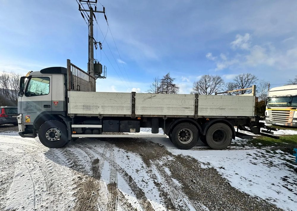 Volvo FM 370 - משאית צד נופל/ שטוחה: תמונה 5 Volvo FM 370 - משאית צד נופל/ שטוחה: תמונה 5