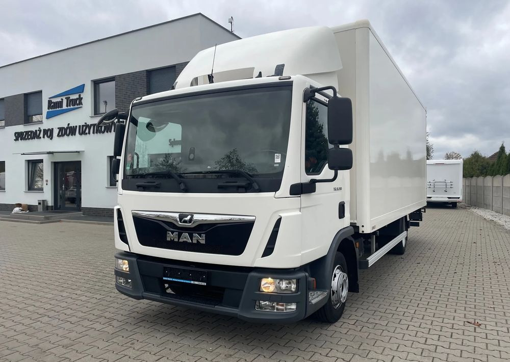 MAN TGL 8.190 KLIMA , PODUSZKI! - משאית תיבה: תמונה 2 MAN TGL 8.190 KLIMA , PODUSZKI! - משאית תיבה: תמונה 2