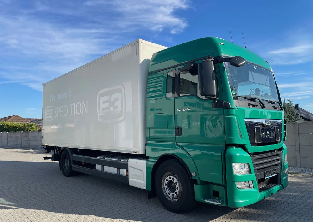 MAN TGX 18.420/ KONTENER 7,2m - משאית תיבה: תמונה 4 MAN TGX 18.420/ KONTENER 7,2m - משאית תיבה: תמונה 4