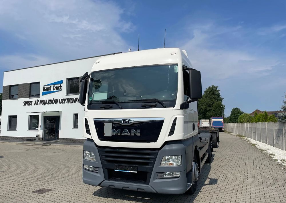 MAN TGX XLX 26.460 BDF - משאית עם שלדת תא: תמונה 4 MAN TGX XLX 26.460 BDF - משאית עם שלדת תא: תמונה 4