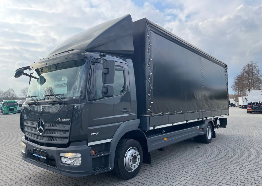 Mercedes-Benz 1218 - משאית וילונות צד: תמונה 1 Mercedes-Benz 1218 - משאית וילונות צד: תמונה 1