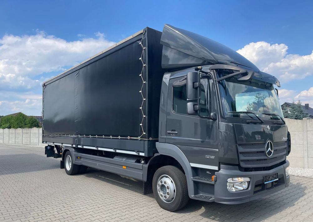 Mercedes-Benz ATEGO 1218 - משאית וילונות צד: תמונה 4 Mercedes-Benz ATEGO 1218 - משאית וילונות צד: תמונה 4