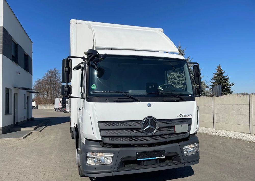 Mercedes-Benz ATEGO 1223 - משאית תיבה: תמונה 3 Mercedes-Benz ATEGO 1223 - משאית תיבה: תמונה 3