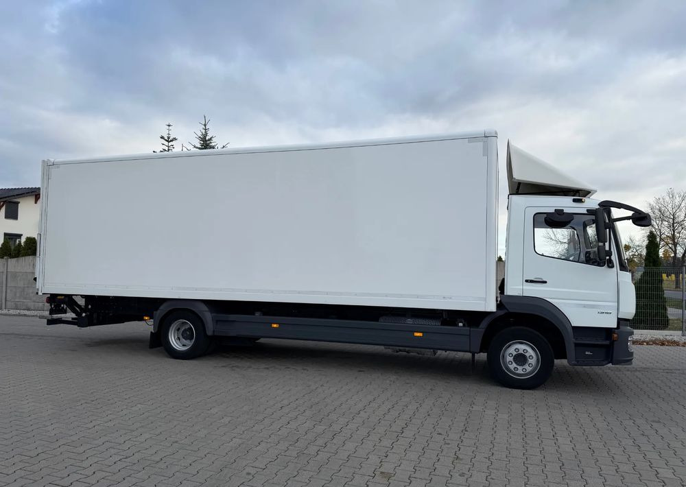 Mercedes-Benz ATEGO 1318 IZOTERMA 20 PALET! - משאית תיבה: תמונה 4 Mercedes-Benz ATEGO 1318 IZOTERMA 20 PALET! - משאית תיבה: תמונה 4