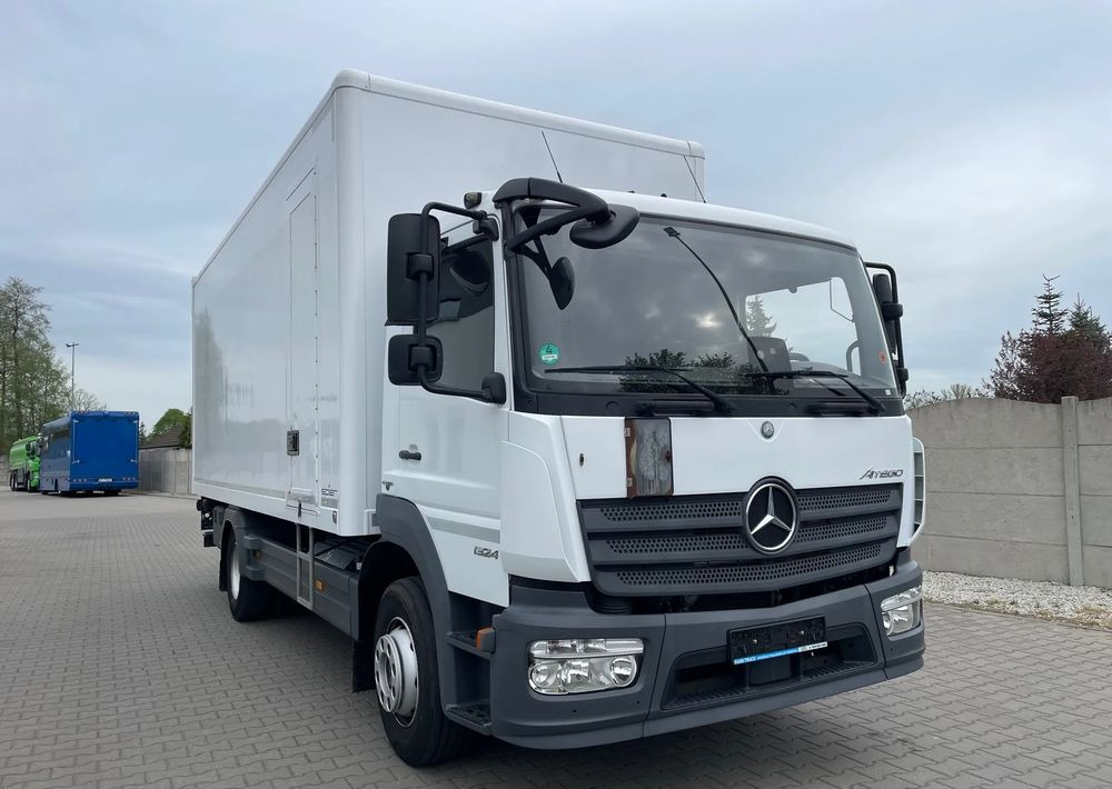 Mercedes-Benz ATEGO 1324, 15 EUROPALET, ŁADOWNOŚĆ 7,5 T - משאית תיבה: תמונה 3 Mercedes-Benz ATEGO 1324, 15 EUROPALET, ŁADOWNOŚĆ 7,5 T - משאית תיבה: תמונה 3