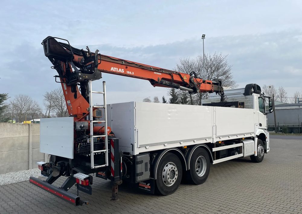 Mercedes-Benz Arocs 2545, HDS ATLAS 186.3 - PILOT - משאית צד נופל/ שטוחה, משאית מנוף: תמונה 5 Mercedes-Benz Arocs 2545, HDS ATLAS 186.3 - PILOT - משאית צד נופל/ שטוחה, משאית מנוף: תמונה 5