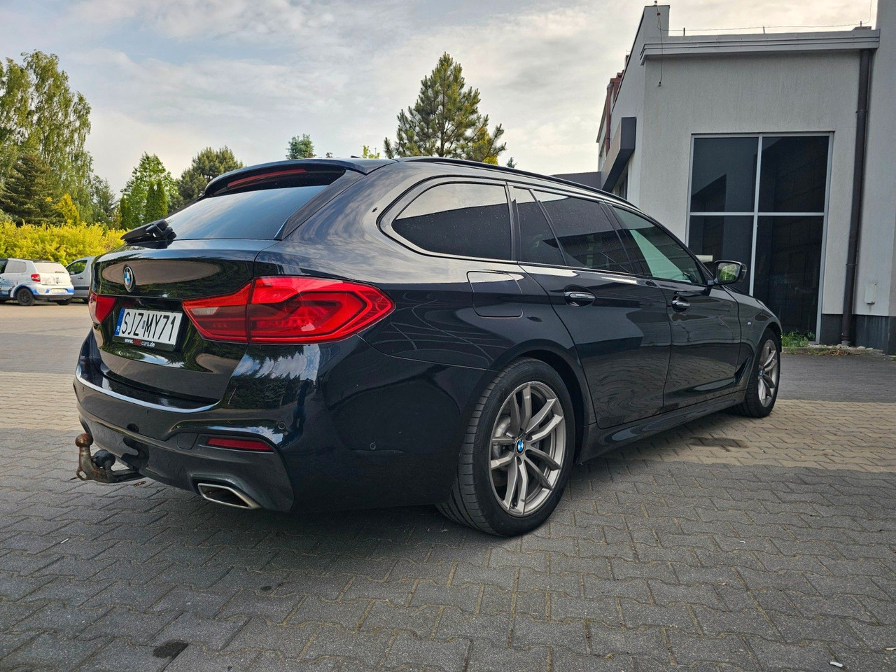 BMW 520 d M Packet Luftsitze Harman-K TOP Ausstatt. - מכונית: תמונה 4 BMW 520 d M Packet Luftsitze Harman-K TOP Ausstatt. - מכונית: תמונה 4