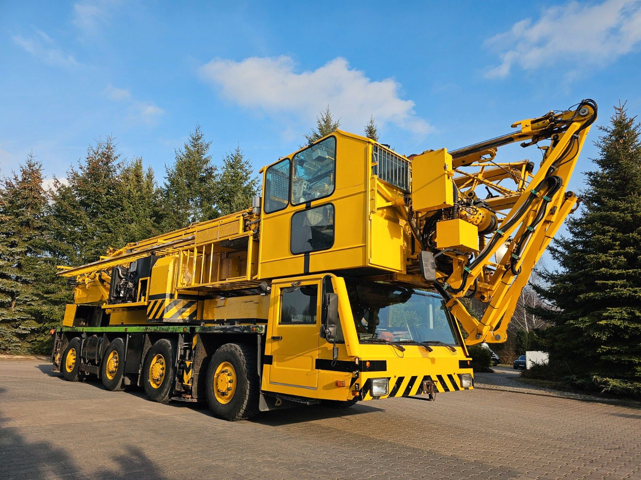 SPIERINGS SK488-AT4 40M Mobile tower crane - עגורן לכל שטח: תמונה 2 SPIERINGS SK488-AT4 40M Mobile tower crane - עגורן לכל שטח: תמונה 2