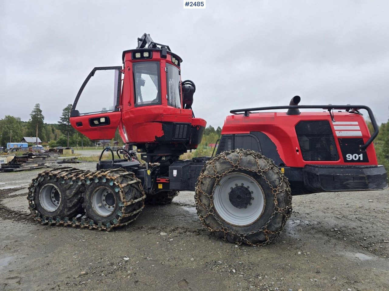 Harvester Komatsu XH901-5 - מקצרת יערות: תמונה 4 Harvester Komatsu XH901-5 - מקצרת יערות: תמונה 4