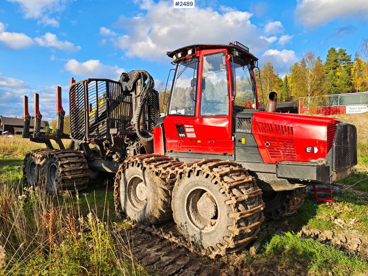 Komatsu 895 Forwarder (VIDEO) - משלח: תמונה 1 Komatsu 895 Forwarder (VIDEO) - משלח: תמונה 1