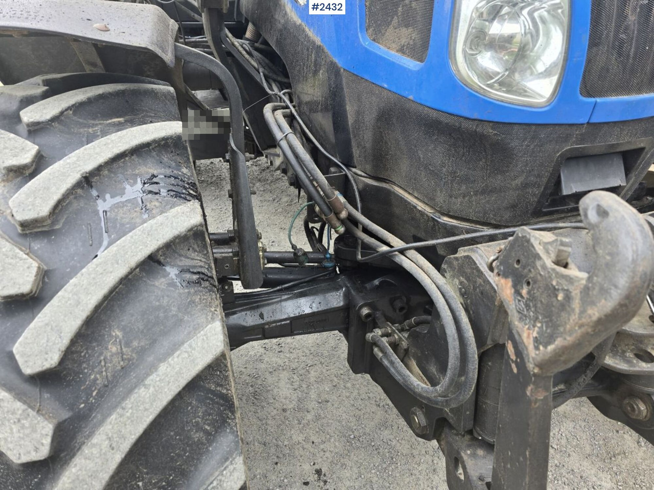 טרקטור חקלאי New Holland TS 125A med Frontlastare: תמונה 19