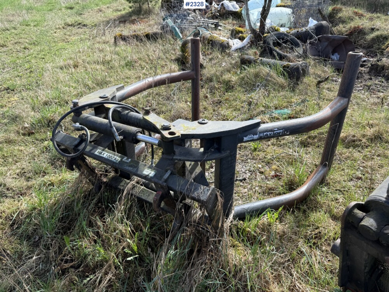 Round bale handler Ålö - מהדק: תמונה 1 Round bale handler Ålö - מהדק: תמונה 1