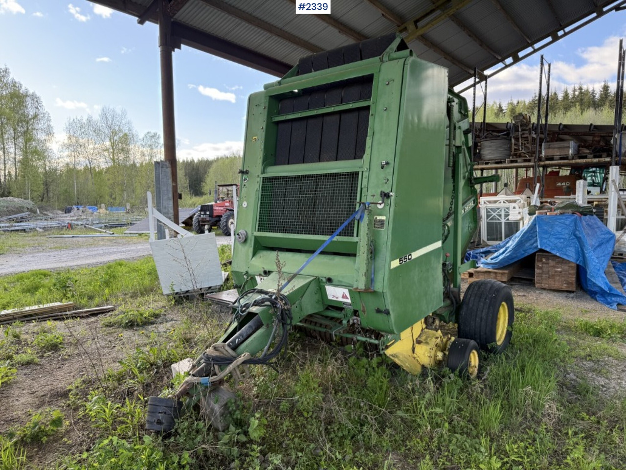 Round baler, John Deere 550 - ציוד חציר ומספוא: תמונה 1 Round baler, John Deere 550 - ציוד חציר ומספוא: תמונה 1