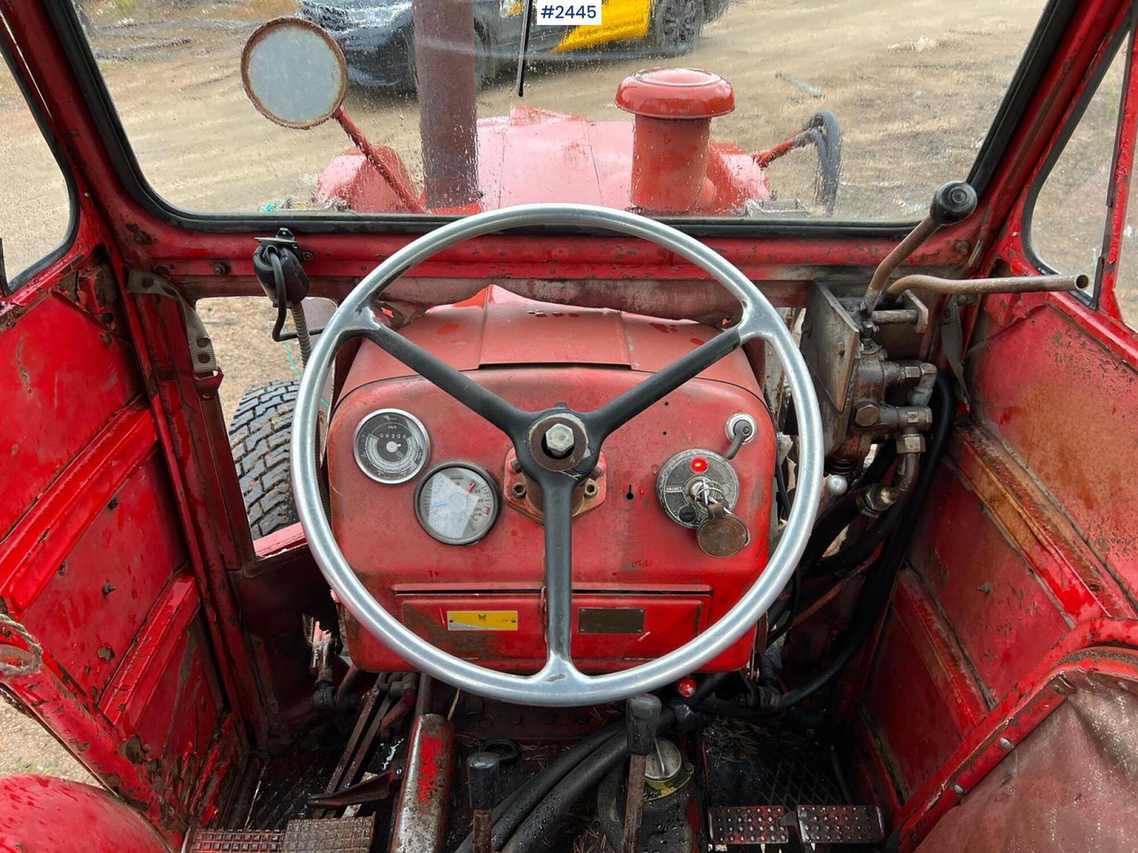 טרקטור חקלאי VALMET 565 Tractor with bucket: תמונה 12