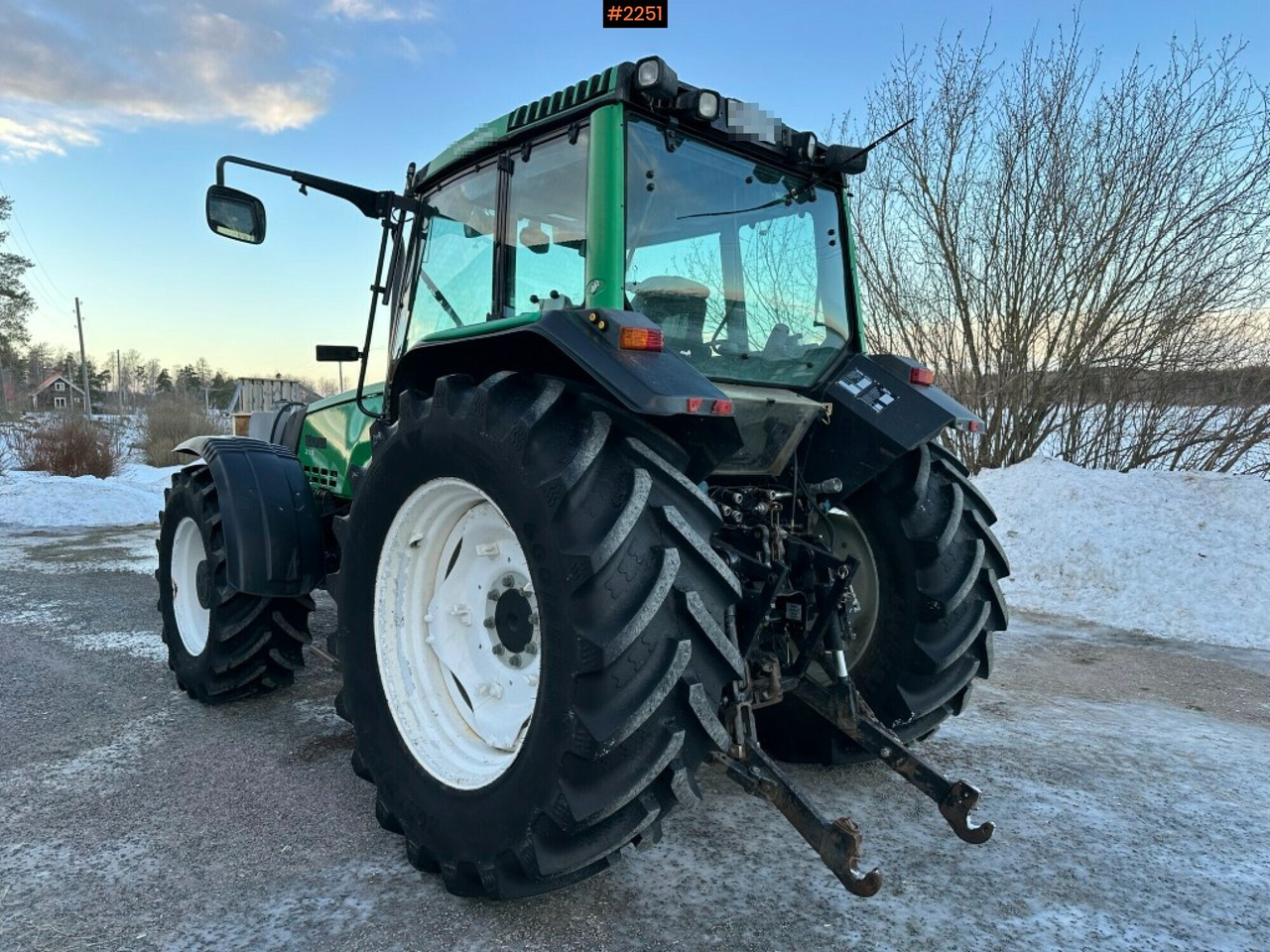 Valtra X110 waiststeering tractor with twintrac - טרקטור חקלאי: תמונה 4 Valtra X110 waiststeering tractor with twintrac - טרקטור חקלאי: תמונה 4