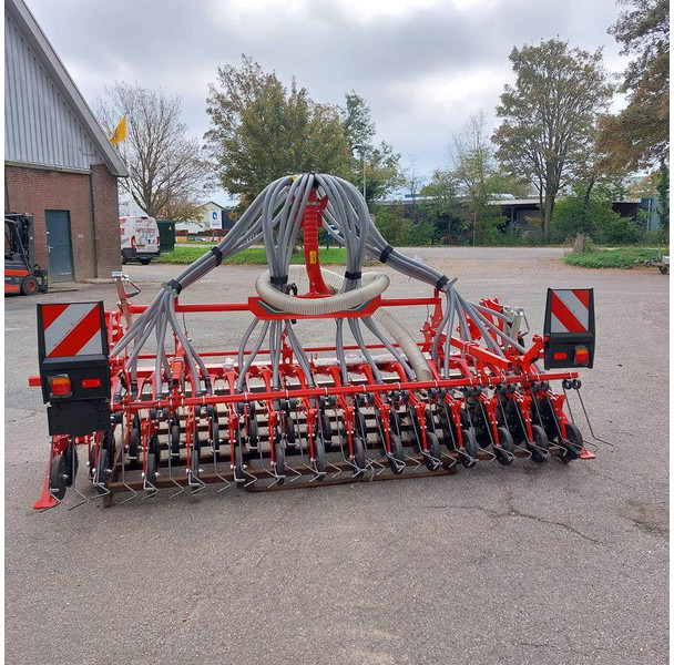 Kverneland DF1 CXII - מקדחת זריעה משולבת: תמונה 4 Kverneland DF1 CXII - מקדחת זריעה משולבת: תמונה 4