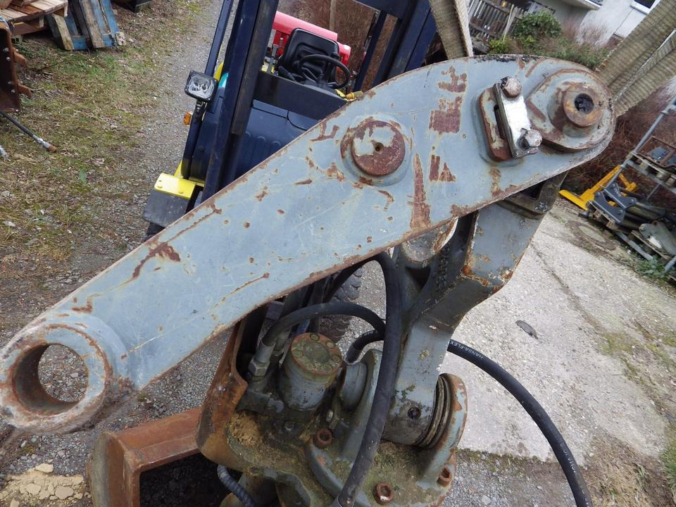 Liebherr GM8 GM10 Greifer 600 mm SB mit SW48 Adapter - דלי מכל קונכיה עבור מכונת בנייה: תמונה 3 Liebherr GM8 GM10 Greifer 600 mm SB mit SW48 Adapter - דלי מכל קונכיה עבור מכונת בנייה: תמונה 3