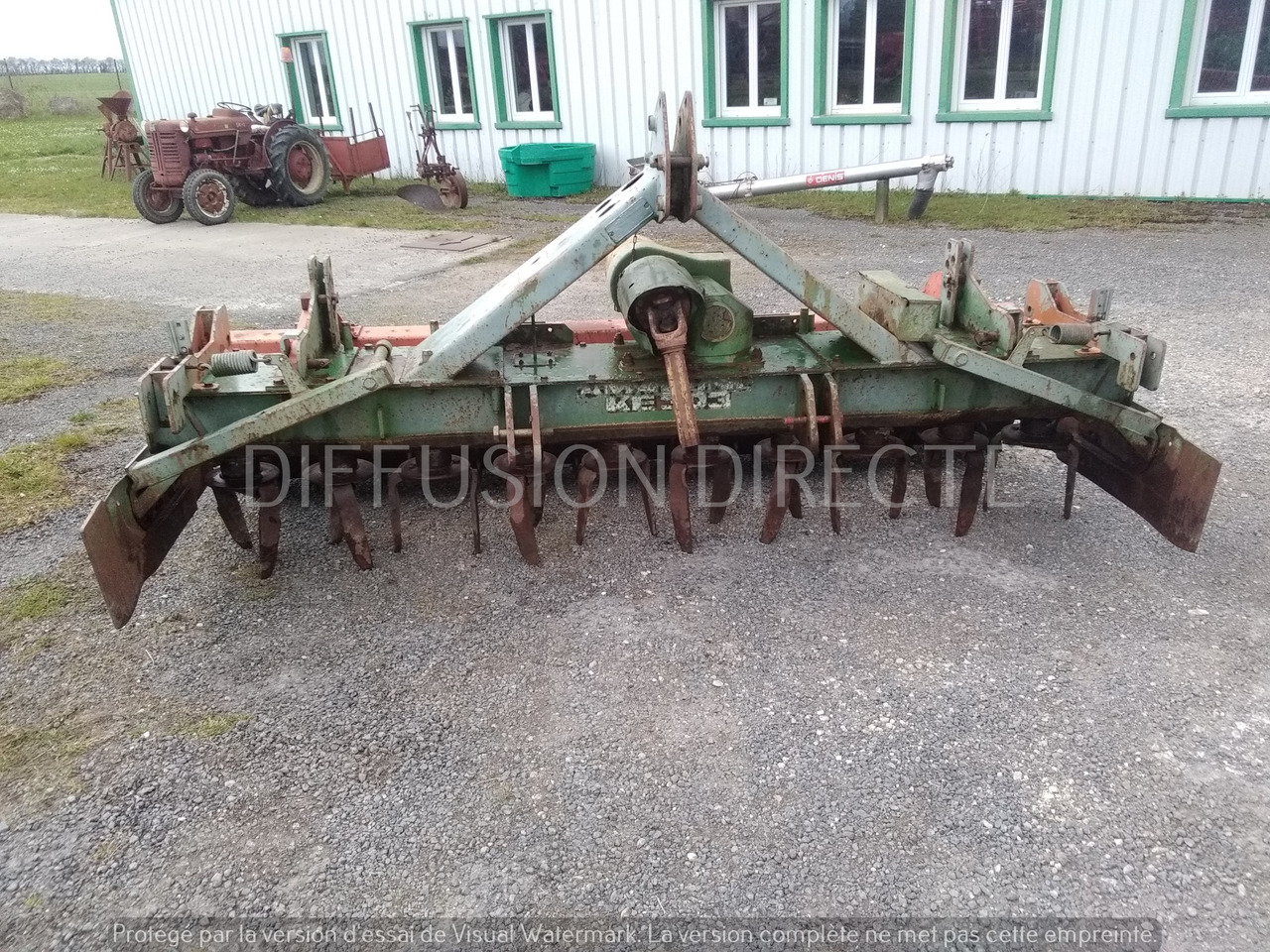 AMAZONE HERSE ROTATIVE KE 303 - משדדת כוח: תמונה 3 AMAZONE HERSE ROTATIVE KE 303 - משדדת כוח: תמונה 3