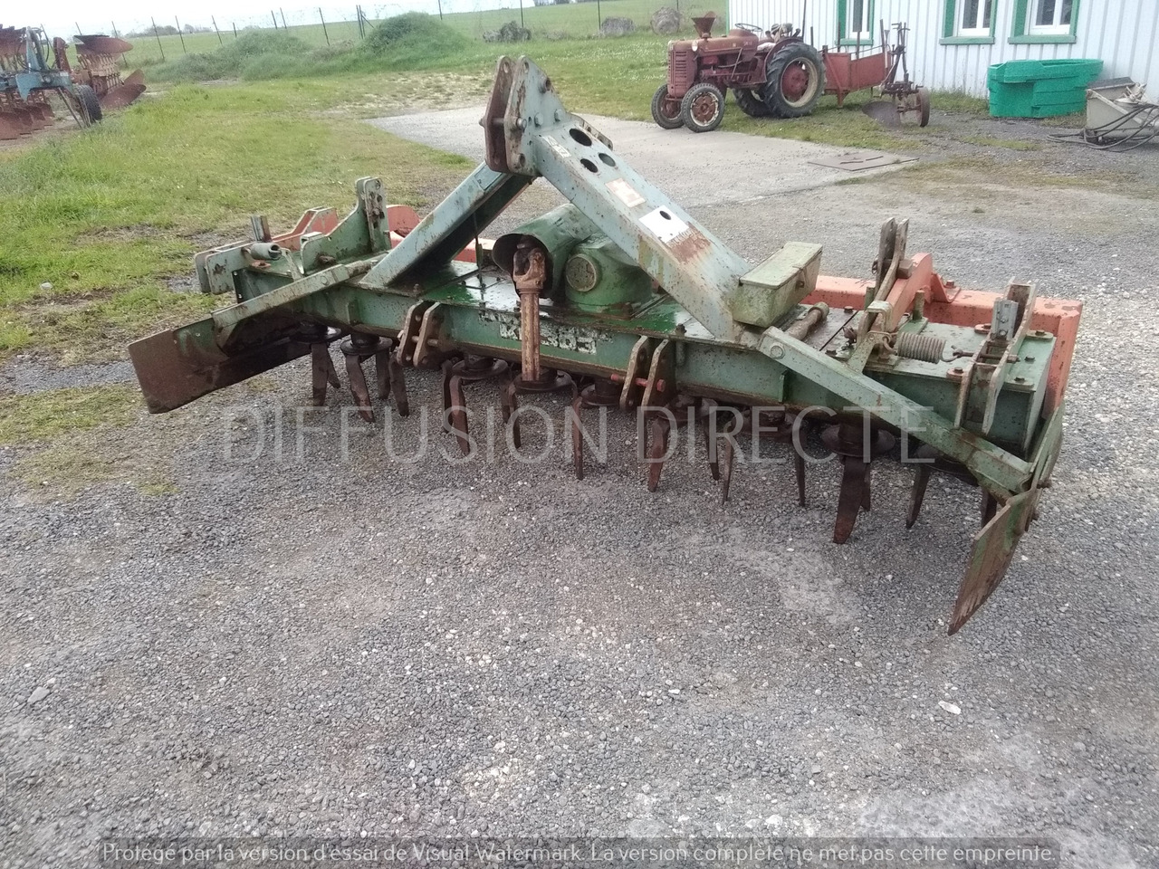 AMAZONE HERSE ROTATIVE KE 303 - משדדת כוח: תמונה 4 AMAZONE HERSE ROTATIVE KE 303 - משדדת כוח: תמונה 4