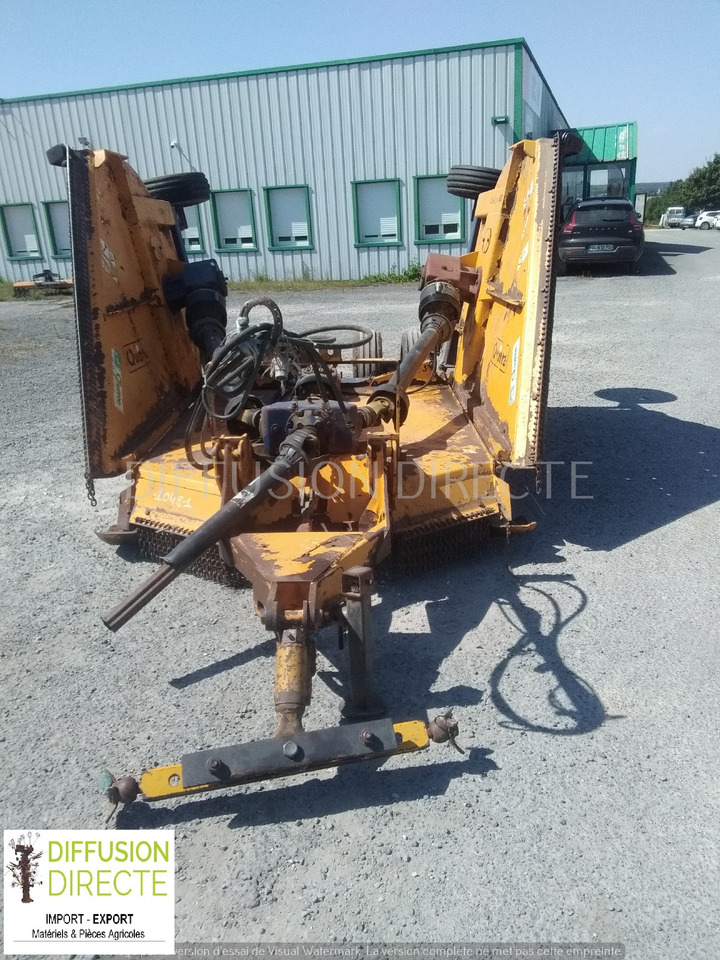 BOMFORD BROYEUR A AXE HORIZONTAL TRI WING 4600 - מכסחת גינה: תמונה 1 BOMFORD BROYEUR A AXE HORIZONTAL TRI WING 4600 - מכסחת גינה: תמונה 1