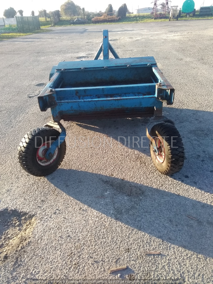 BRUNET BROYEUR A SARMENTS BRM 125 - מכסחת תבואה/ עשבים: תמונה 2 BRUNET BROYEUR A SARMENTS BRM 125 - מכסחת תבואה/ עשבים: תמונה 2