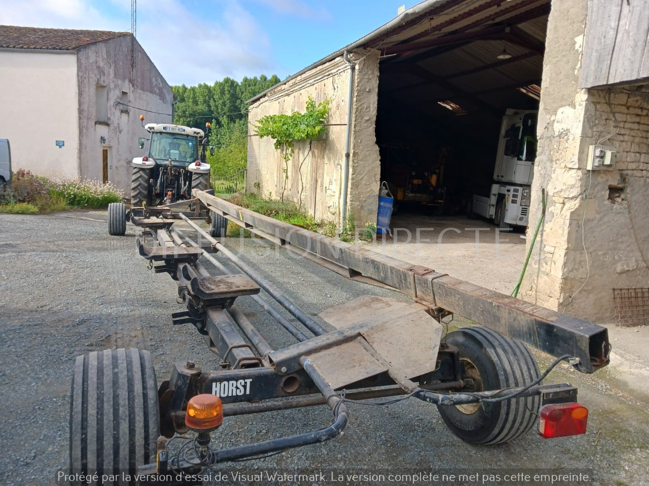 JOHN DEERE COUPE DE MOISSONNEUSE 635 FD - ראש תבואה: תמונה 4 JOHN DEERE COUPE DE MOISSONNEUSE 635 FD - ראש תבואה: תמונה 4