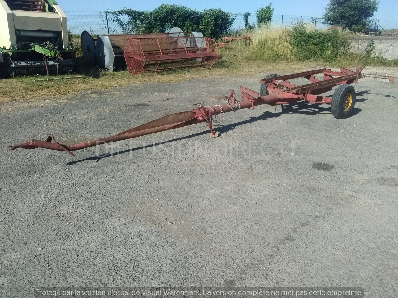 MASSEY FERGUSON CHARIOT DE COUPE 450 - קרון נגרר עם ראש קומבינה: תמונה 2 MASSEY FERGUSON CHARIOT DE COUPE 450 - קרון נגרר עם ראש קומבינה: תמונה 2