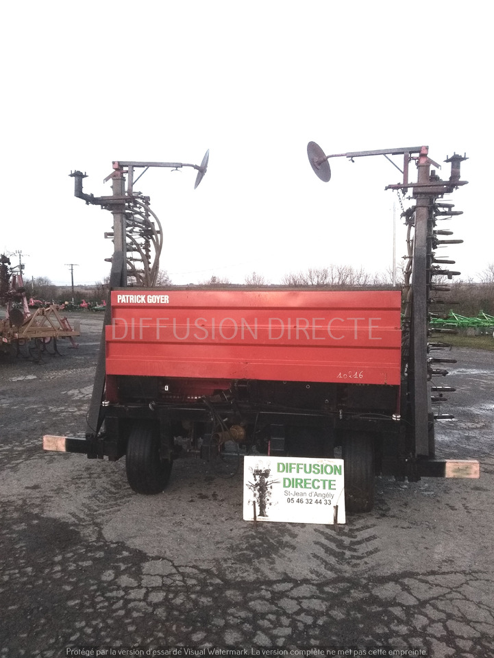 ROGER SEMOIR EN LIGNE 8 M/54 - מקדחת זרעים: תמונה 1 ROGER SEMOIR EN LIGNE 8 M/54 - מקדחת זרעים: תמונה 1