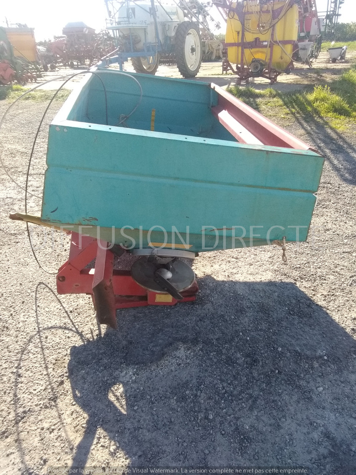 SULKY DISTRIBUTEUR D'ENGRAIS DPX 1155 - מפזרת דשן: תמונה 4 SULKY DISTRIBUTEUR D'ENGRAIS DPX 1155 - מפזרת דשן: תמונה 4