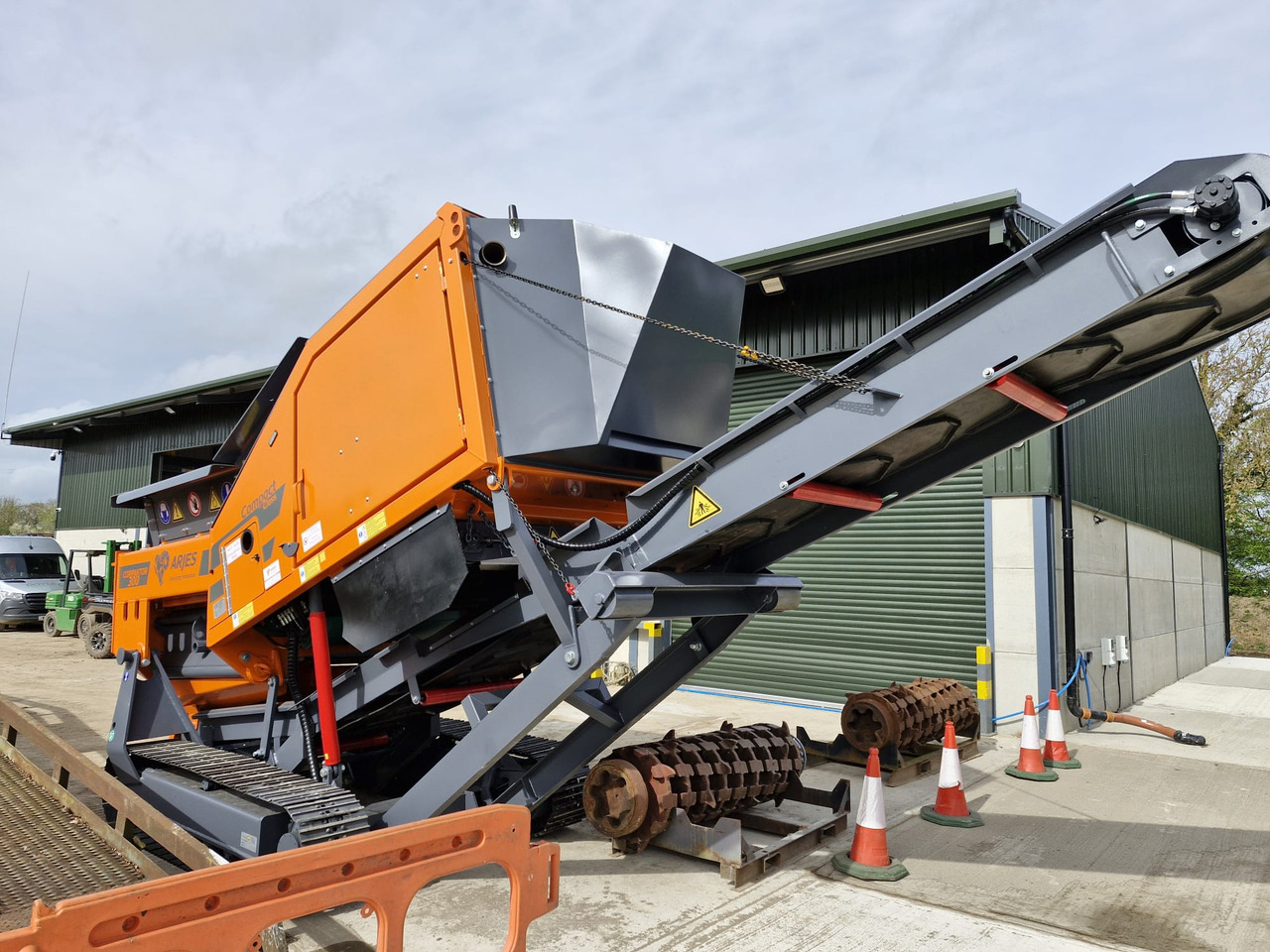 Arjes Arjes Compaktor 300 - מגרסת פסולת: תמונה 5 Arjes Arjes Compaktor 300 - מגרסת פסולת: תמונה 5