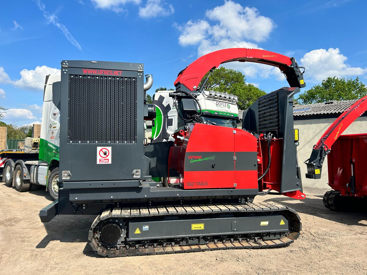 UFKES GREENTEC 962 - מגרסת עץ: תמונה 1 UFKES GREENTEC 962 - מגרסת עץ: תמונה 1